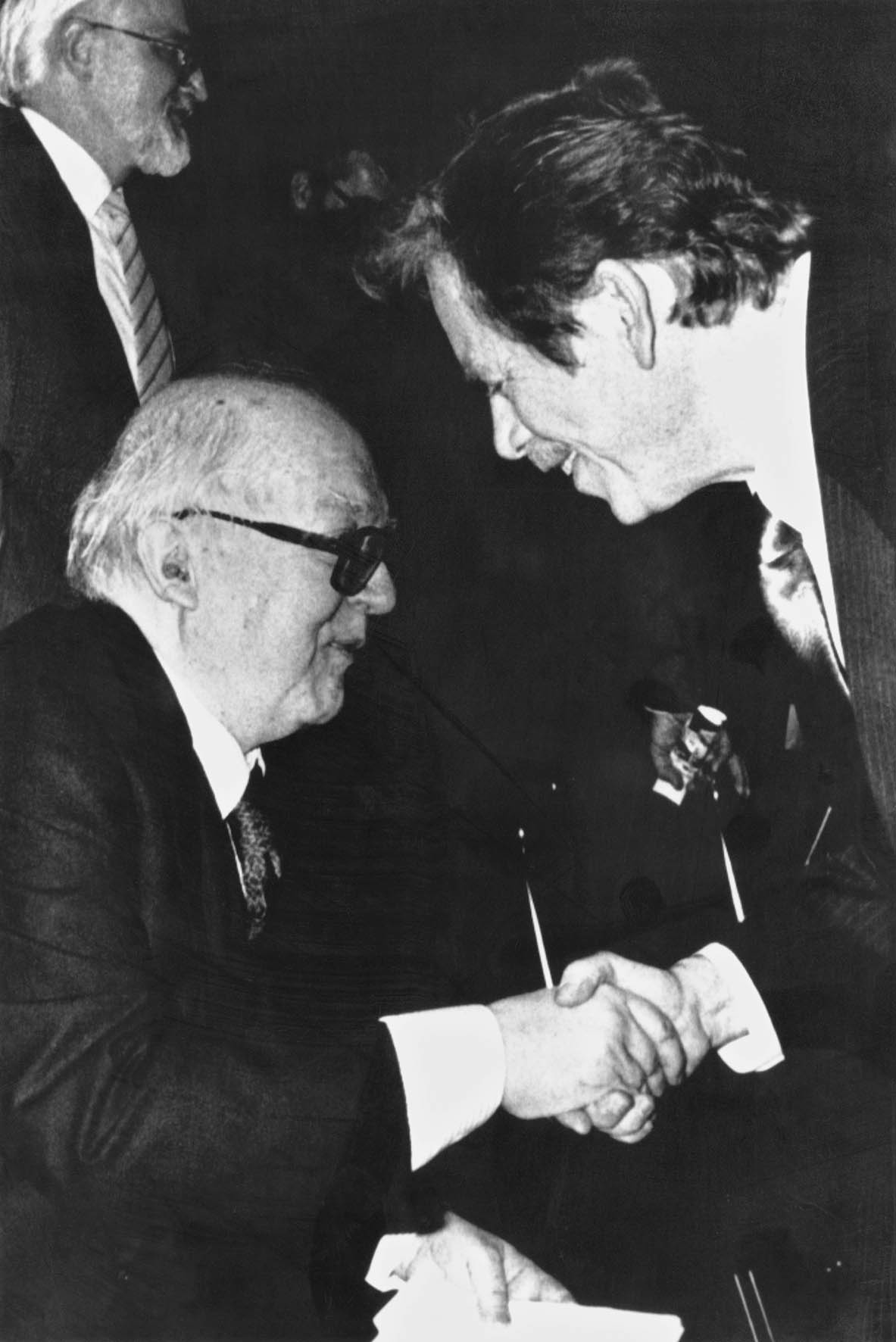 1990. Mit Vaclav Havel anlässlich der Gottlieb-Duttweiler Preisverleihung